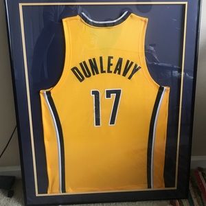 AUNTHENTIC FRAMED MIKE DUNLEAVY PACERS JERSEY